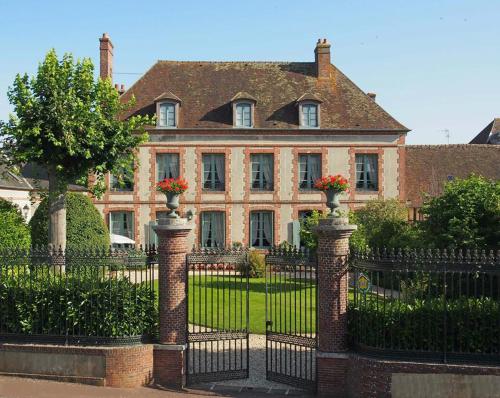 La Trimardière : Chambres d'hotes/B&B proche de Gournay-le-Guérin