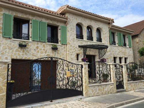 Chatihotes : Appartement proche de Bourg-la-Reine