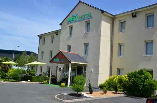 Brit Hotel Saumur : Hotel proche de Varrains