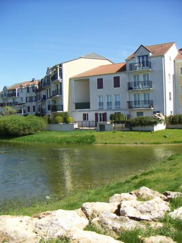 Apartment Berges : Appartement proche de Fontenay-Trésigny