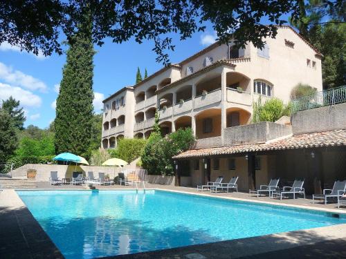 Résidence Les 3 Barbus : Hotel proche de Boisset-et-Gaujac