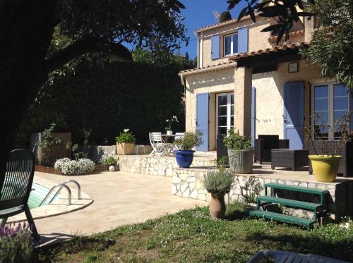 Villa Provençale : Hebergement proche de Touët-de-l'Escarène