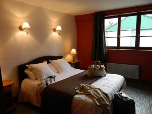 Auberge Du Colombier : Hotel proche de Fiennes