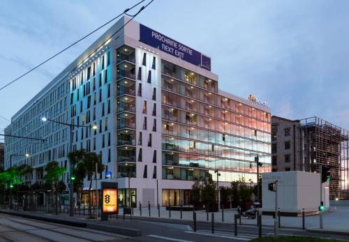 Novotel Suites Marseille Centre Euromed : Hotel proche du 16e Arrondissement de Marseille
