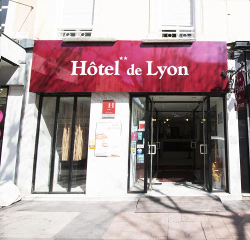 Hôtel de Lyon : Hotel proche de Saint-Georges-les-Bains
