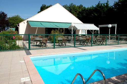Campanile Beaune : Hotel proche de Chevigny-en-Valière