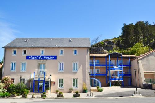 Hotel Du Rocher : Hotel proche de Saint-Jean-du-Bruel