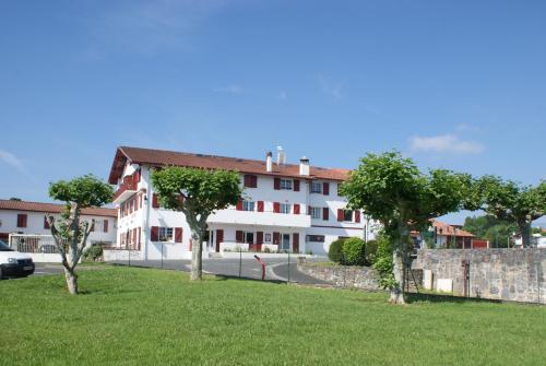 Hôtel Résidence Bergara : Hotel proche de Jatxou