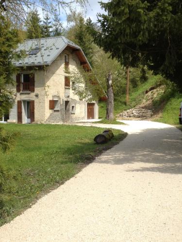 Maison Charpichon : Hebergement proche de Sainte-Eulalie-en-Royans