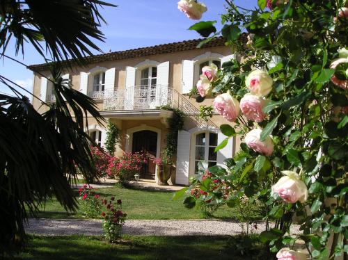 La Bastide Provençale : Chambres d'hotes/B&B proche de La Roquebrussanne