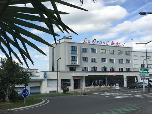 Le Grand Hotel : Hotel proche de Floursies