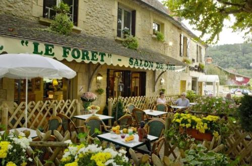 Le Forêt - Hôtel de Charme : Hotel proche de Varennes