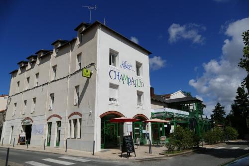Logis Le Champalud : Hotel proche de Mauves-sur-Loire