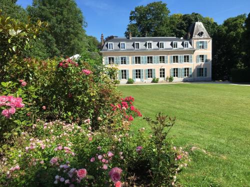Château d'Amécourt : Chambres d'hotes/B&B proche de Chaumont-en-Vexin