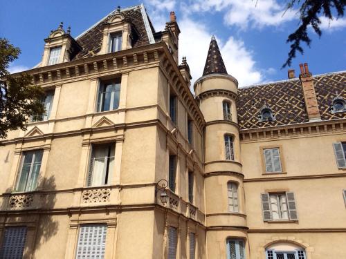 Appartement Château Randin : Appartement proche de Dommartin