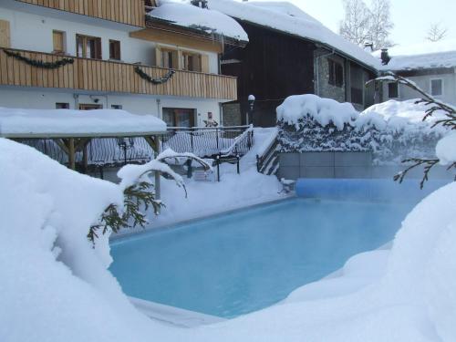 Loc'Hotel Alpen Sports : Hebergement proche de Les Gets