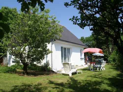 Maison De Vacances - Priziac : Hebergement proche de Saint-Caradec-Trégomel