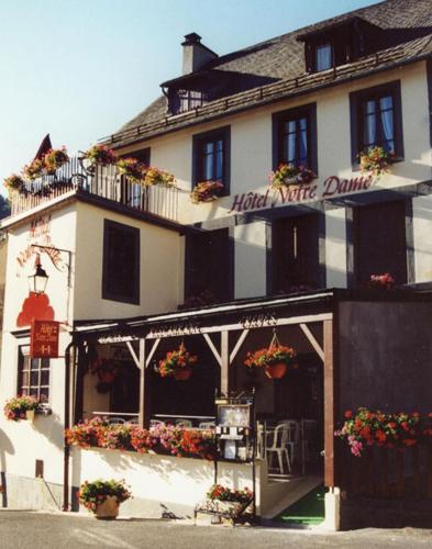 Hôtel Notre Dame : Hotel proche de Puy-Saint-Gulmier