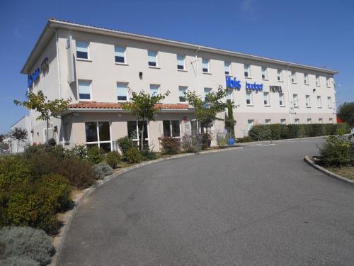 ibis budget Saint Gaudens : Hotel proche d'Encausse-les-Thermes