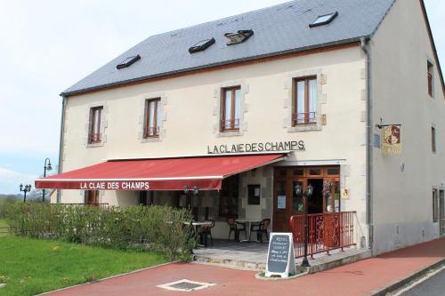 La Claie des Champs : Hotel proche de Saint-Éloy-les-Mines