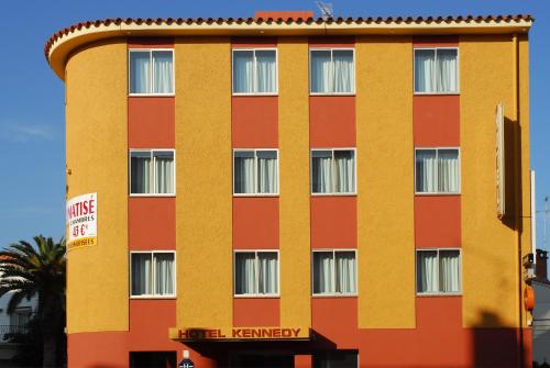 Hotel Kennedy : Hotel proche de Cabestany