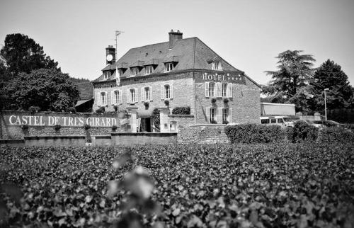 Castel de Très Girard - Les Collectionneurs : Hotel proche de Fénay