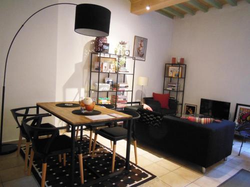 Appartement Arles Centre Historique : Appartement proche de Fourques