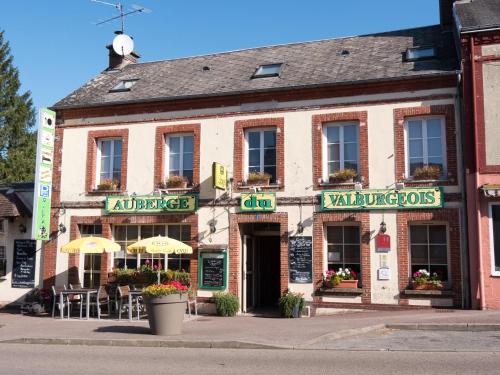 Logis Auberge du Valburgeois : Hotel proche de Bois-Arnault