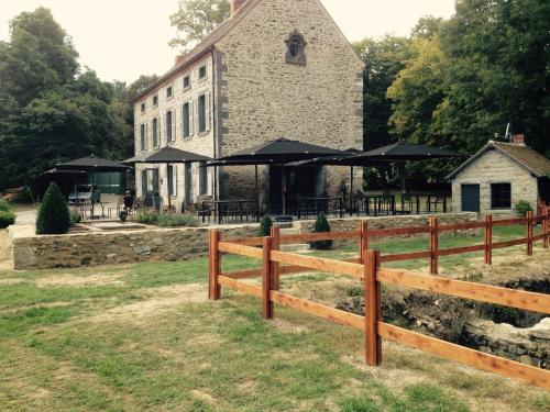 Le Moulin de Saint Gal : Chambres d'hotes/B&B proche de Blot-l'Église