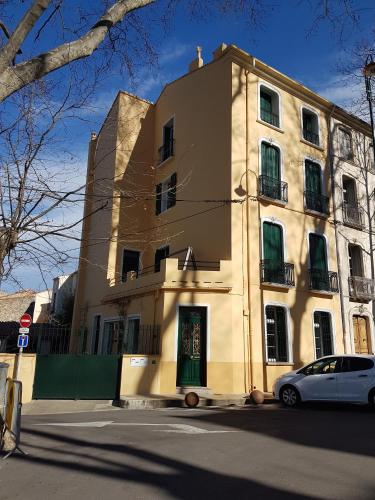 Maison Marijke : Appartement proche de Reynès