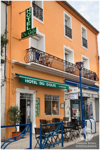 Hôtel du Golfe : Hotel proche de Montbazin