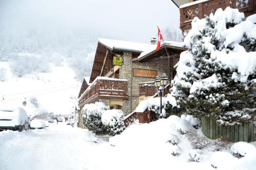 Hotel Ancolie - Champagny en Vanoise : Hotel proche de Champagny-en-Vanoise