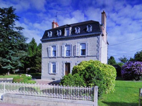 La Datiniere : Chambres d'hotes/B&B proche de Fougerolles-du-Plessis