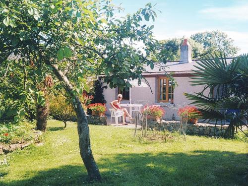 Maison De Vacances - Montaigu-La-Brisette : Hebergement proche de Fermanville
