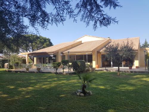 Le Mas De L'olivier : Hotel proche d'Aiguèze