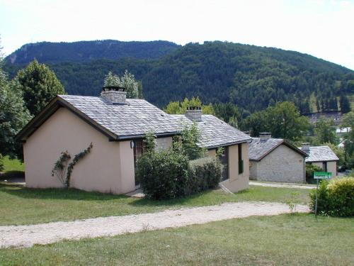 Village de Gîtes de La Canourgue : Hebergement proche de La Tieule