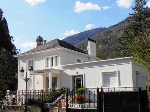 Villa Blanca : Hebergement proche de Bagnères-de-Luchon