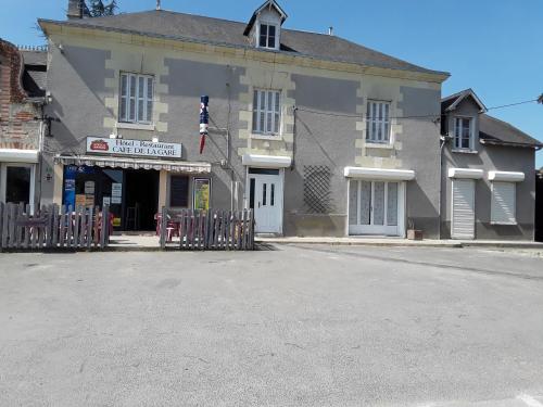 Café de la gare : Hotel proche de Mouterre-Silly