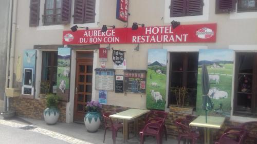 Auberge Du Bon Coin : Hotel proche de Saint-Péreuse