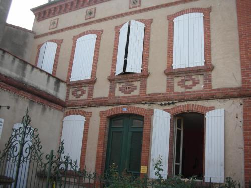 Chambres d'Hôtes Villa Bellevue : Chambres d'hotes/B&B proche de Labastide-Dénat