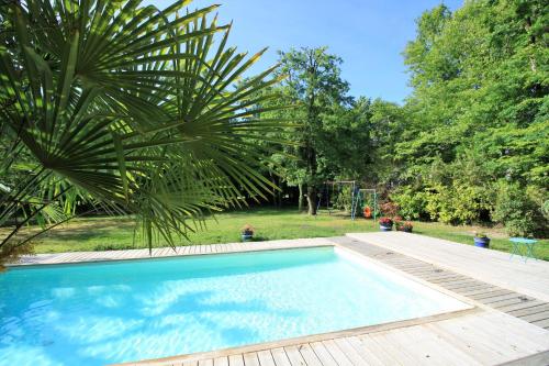 Villa du Golf Bordeaux-Cameyrac : Hebergement proche de Salignac