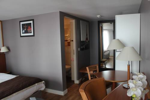 Hotel Metropolitain : Hotel proche du 20e Arrondissement de Paris