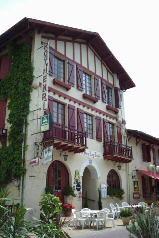 Au Bon Roy Henri : Hotel proche de Salles-d'Armagnac