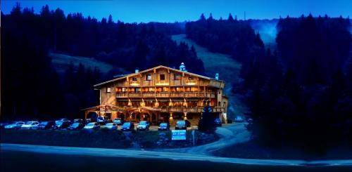 Chalet Hotel Le Collet : Hotel proche de Luttenbach-près-Munster