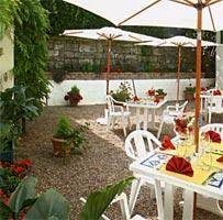 Le Cheval Blanc : Hotel proche de La Mailleraye-sur-Seine