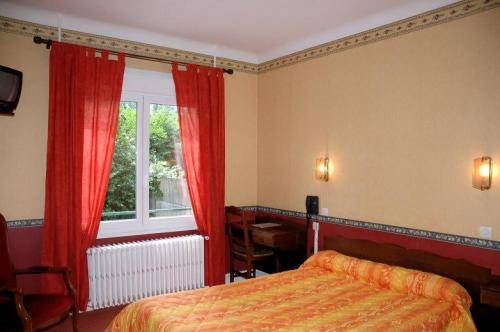 Hotel Moliere : Hotel proche d'Achun