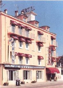 Hôtel Syracuse : Hotel proche d'Aluze