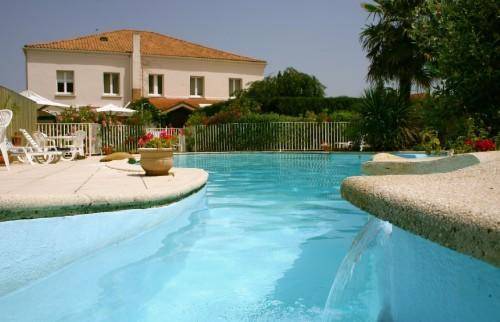 Atlantis Hôtel : Hotel proche d'Arjuzanx