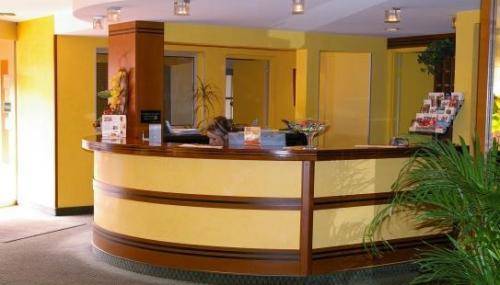 Airport Hotel : Hotel proche de L'Isle-Jourdain