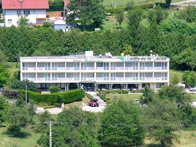 Logis Le Relais De La Vallee : Hotel proche d'Avilley